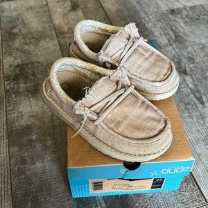 Beige heydudes toddler